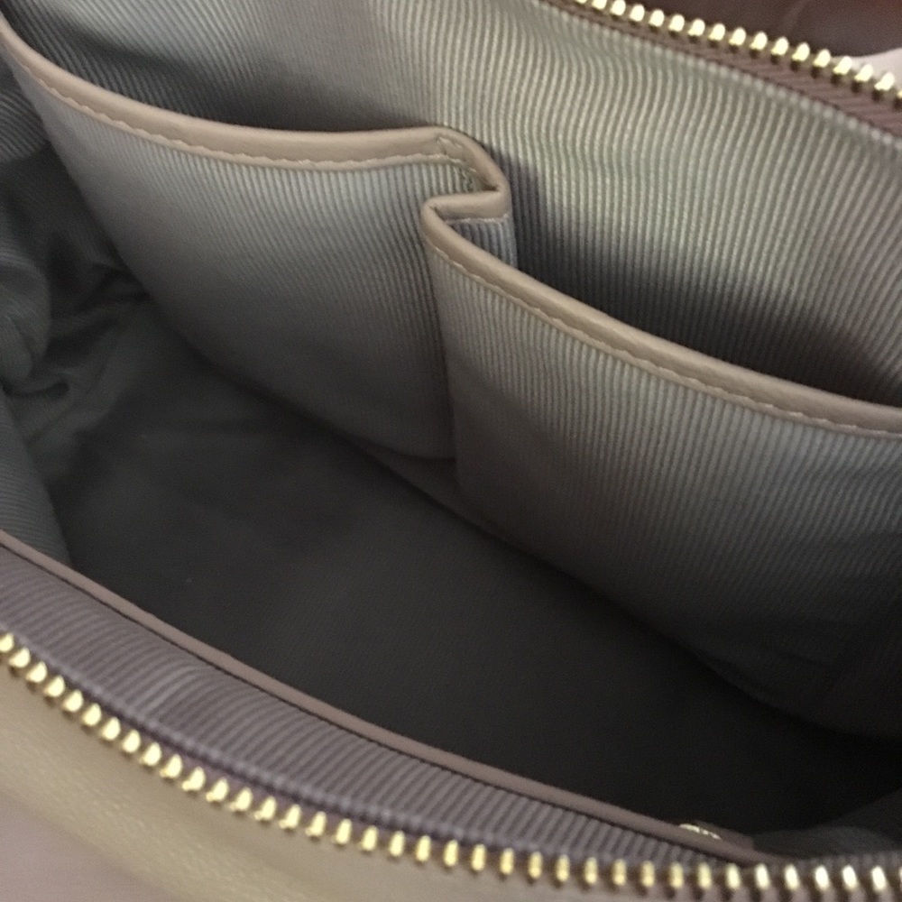 NWOT RADLEY MEDIUM HANDBAG - Picture 4 of 8